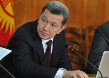 Экс-депутат Жаныбек Бакчиев камакта калтырылды. Ага эмне айып тагылганы маалым болду