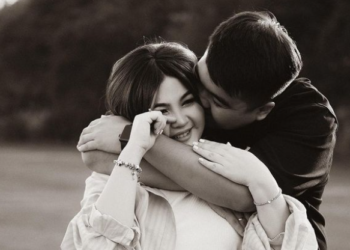 Актер, режиссер Радик Эшимовдун жубайы көз жарды