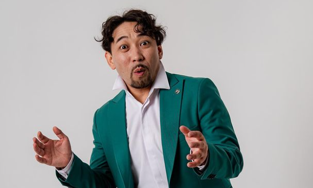 Кайрат Примбердиев Бишкекте 100дөн ашуун окуучу менен жолугуп, суроолоруна жооп берди