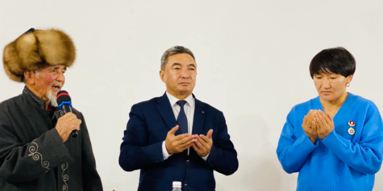 Айсулуу Тыныбекова Нарынга болгон сапарынан видео менен бөлүштү