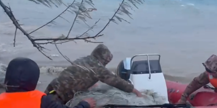 Ысык-Көлдөн 198 күндө 22 миңден ашуун килограмм таштанды чыгарылды (видео)