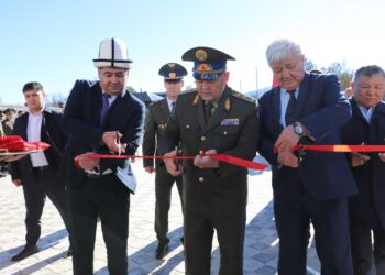 Камчыбек Ташиев УКМКнын Кемин райондук бөлүмүнүн жаңы имаратын ачты (сүрөт)