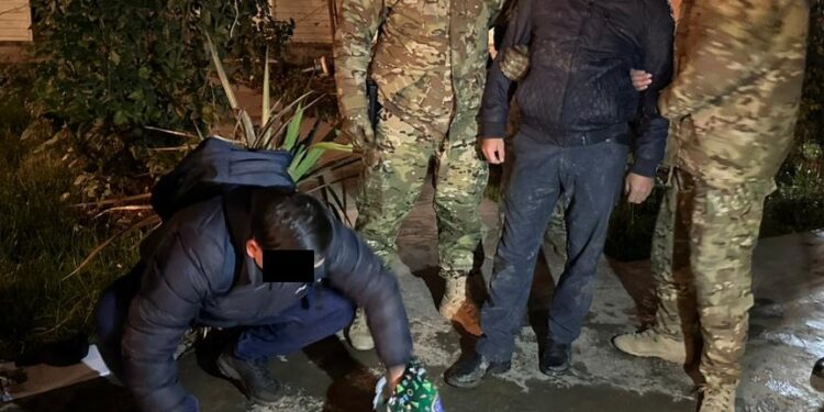 Президенттин Баткен облусундагы өкүлүнүн кеңешчиси камакта калтырылды