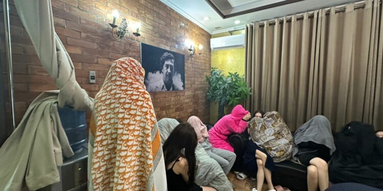 Бишкекте 10 сойкуканадан 70 кыз аныкталды. Арасында студенттер да бар