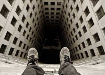 Сокулукта өз өмүрүн кыюуга аракет кылган жаранды жубайы куткарган