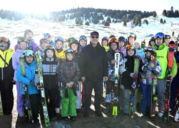 Садыр Жапаров «Каркыра» тоо-эс алуу комплексинин курулушун баштап берди (сүрөт)