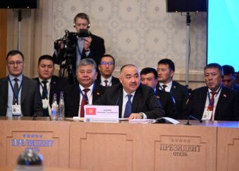 Шакиев Москвада парламенттик ассамблеянын кеңешинин отурумуна катышты