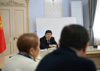 Акылбек Жапаров: «Белгилүү бир күчтөр маалыматтын жетишсиздигинен пайдаланып, соодагерлерди тукуруу аракетин көрүүдө»