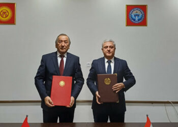 Топографиялык жумушчу топтор кыргыз-тажик чек арасынын 47,05 чакырымын макулдашышты