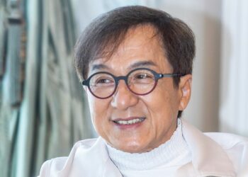 Жеки Чандын Шанхайдагы ооруканага түшкөнү айтылууда