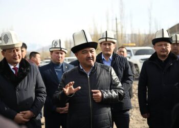 Нурланбек Шакиев жасалып жаткан жолдордун сапатына көңүл бурууга чакырды