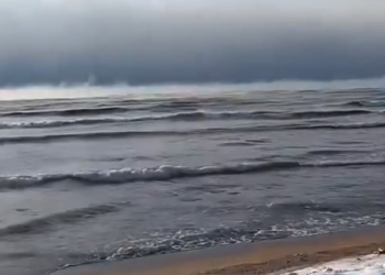 «Биринчи жолу көрүшүм». Ысык-Көлдө өзгөчө кубулуш пайда болду (видео)