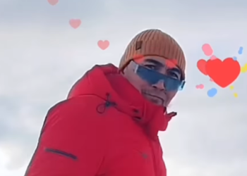 Ырчы Курал Чокоев ТикТоктогу 1 миллион лайк үчүн суукта көлгө түштү (видео)