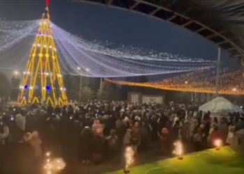 Каракол шаарындагы балатынын чырагы жандырылды (видео)