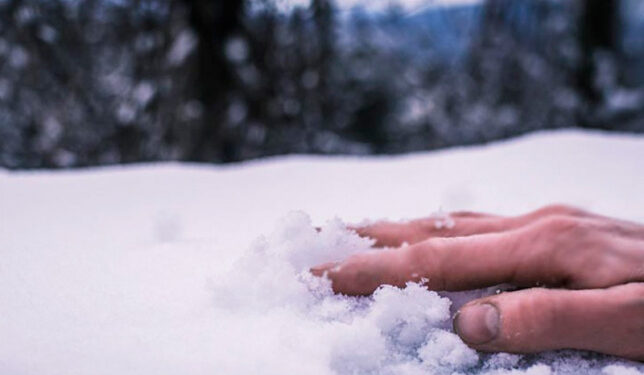 Ош шаарында сууктан 2 адам көз жумду