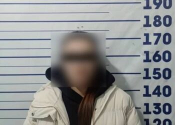 Бишкектеги массаж салонунун ичинде сойкукана болгон. 3 кыз кармалды