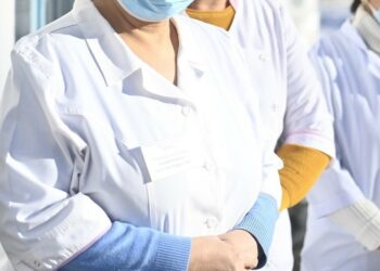 Бардык саламаттыкты сактоо уюмдарында бет кап тагынуу режими киргизилген