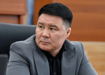 Тазабек Икрамов: «Алгач ЖМКлар эмес, фейк аккаунттар менен күрөшүү керек»