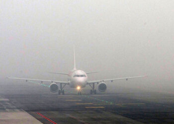 «Манас» аэропортунда аба ырайына байланыштуу каттамдар кармалып жатат