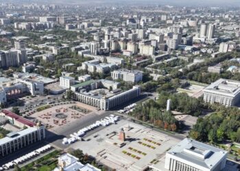 «Кыргызстанда 9 баллдан жогорку жер титирөө болсо баары урайт» дейт  Мамкурулуштун жетекчисинин орун басары