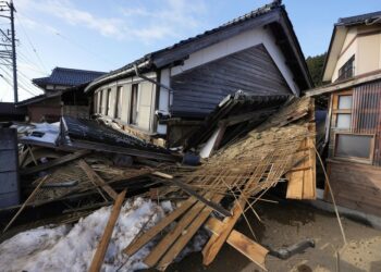 Япониядагы жер титирөөдөн каза болгондордун саны көбөйүүдө