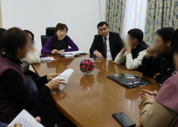 Кармалган журналисттер тергөө абагына которула элекпи? ИИМге кат жолдонду