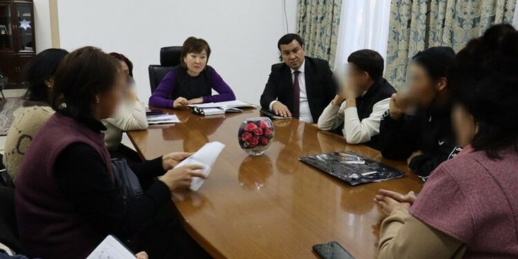 Кармалган журналисттер тергөө абагына которула элекпи? ИИМге кат жолдонду