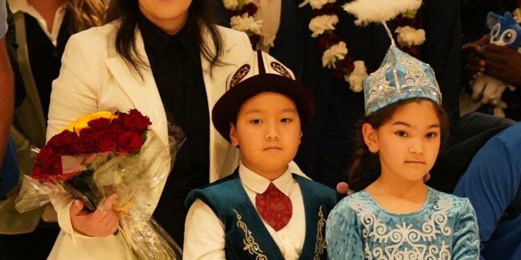 Футбол: Улуттук курама Азия Кубогуна катышуу үчүн Катарга барды