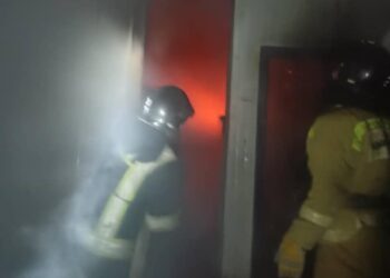 Бишкектин четиндеги темир заводдо өрт чыкты (сүрөт)