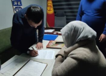 Ошто интернетке тараган видеодон кийин бала бакчанын жетекчиси кармалды