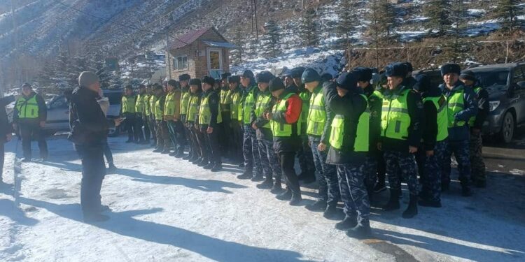 Аламүдүн капчыгайында дайынсыз болуп жаткан жигитти 350дөн ашык киши издеп жатат (сүрөт)