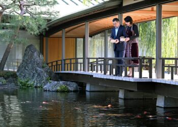 Садыр Жапаровдун президенттик мөөнөтүнүн үчүнчү жылы сүрөттөрдө