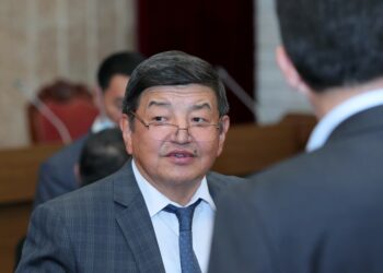 Акылбек Жапаров Казакстанга иш сапары менен барат. Эмнелер пландалып жатат?