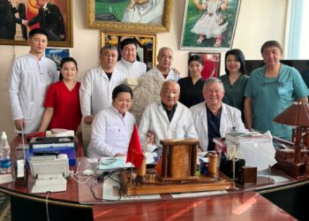 Улуттук хирургия борборунун адистеринен турган топ Түркияга бекер окутууга жөнөтүлдү