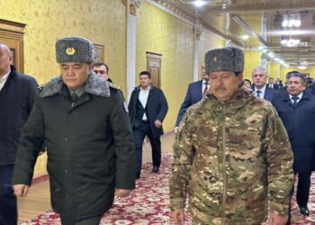 Камчыбек Ташиев менен Саймумин Ятимов жолукту (сүрөт)