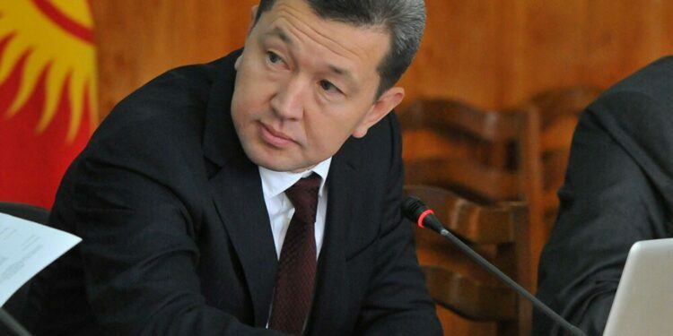 Экс-депутат Жаныбек Бакчиев камакта калтырылды