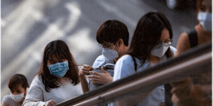 «Бет кап режимин кайра киргизүү керек». ДССУ коронавирусту жуктуруу күчөп жатканын билдирди