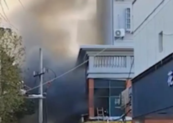 Өрттөн каза болгон 39 жаран. Садыр Жапаров Кытай төрагасына көңүл айтты