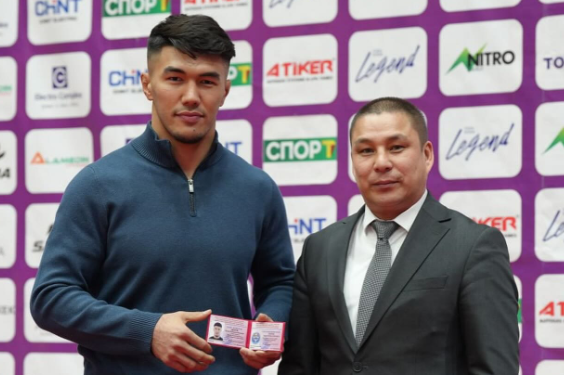 Дзюдочу Эрлан Шеров «Эмгек сиңирген спортчу» наамын алды