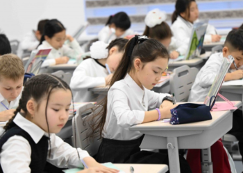 Министрлик: «1-класстын окуучулары үчүн каникулдун убагын ар бир регион өз алдынча аныктайт»