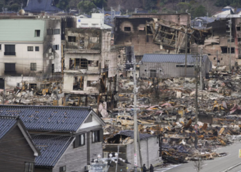 Япониядагы жер титирөө. Каза болгондордун саны 180 адамга жетти