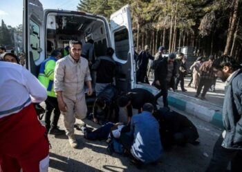 Жүздөн ашуун өмүрдү алган жардыруу… Садыр Жапаров Ирандын президентине көңүл айтты 