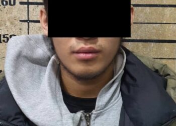 Бишкекте күч колдонуп телефон тартып алган шектүү камакка алынды