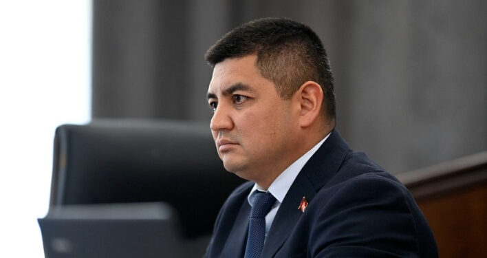 Мурдагы депутат Эмил Жамгырчиев камактан бошотулду