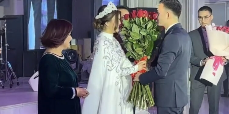 Асел Турдалиева кызын турмуш жолуна узатты (видео)
