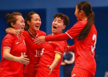 Футзал: Кыргызстандын курамасы турнирде алдыга чыкты