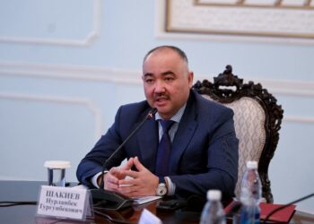 Шакиев: «88 миңден ашуун бала жакындарынын колунда. Бул биз үчүн чоң трагедия»