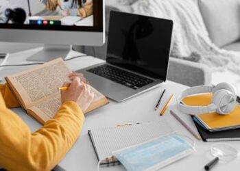 Бишкек ЖЭБиндеги авария: Мектептер жана бала бакчалар эртең да онлайнда болушат