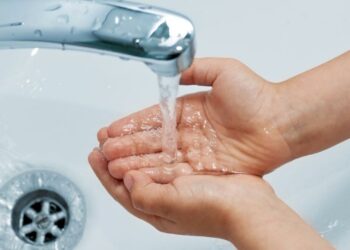 Бишкекте муздак суу үзгүлтүккө учурабай турганы маалымдалды