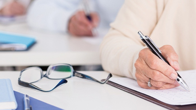 Педагогдорду ыктыярдуу аттестациялоо. Катышкан 56 мугалимдин бирөө гана даражаны тастыктады